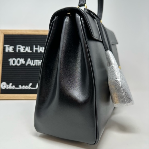 CELINE - CLASSIQUE 16 BAG IN SATINATED CALFSKIN BLACK - Picture 4 of 16